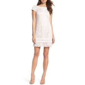 Vince Camuto White/Tan Lace Dress Size 6